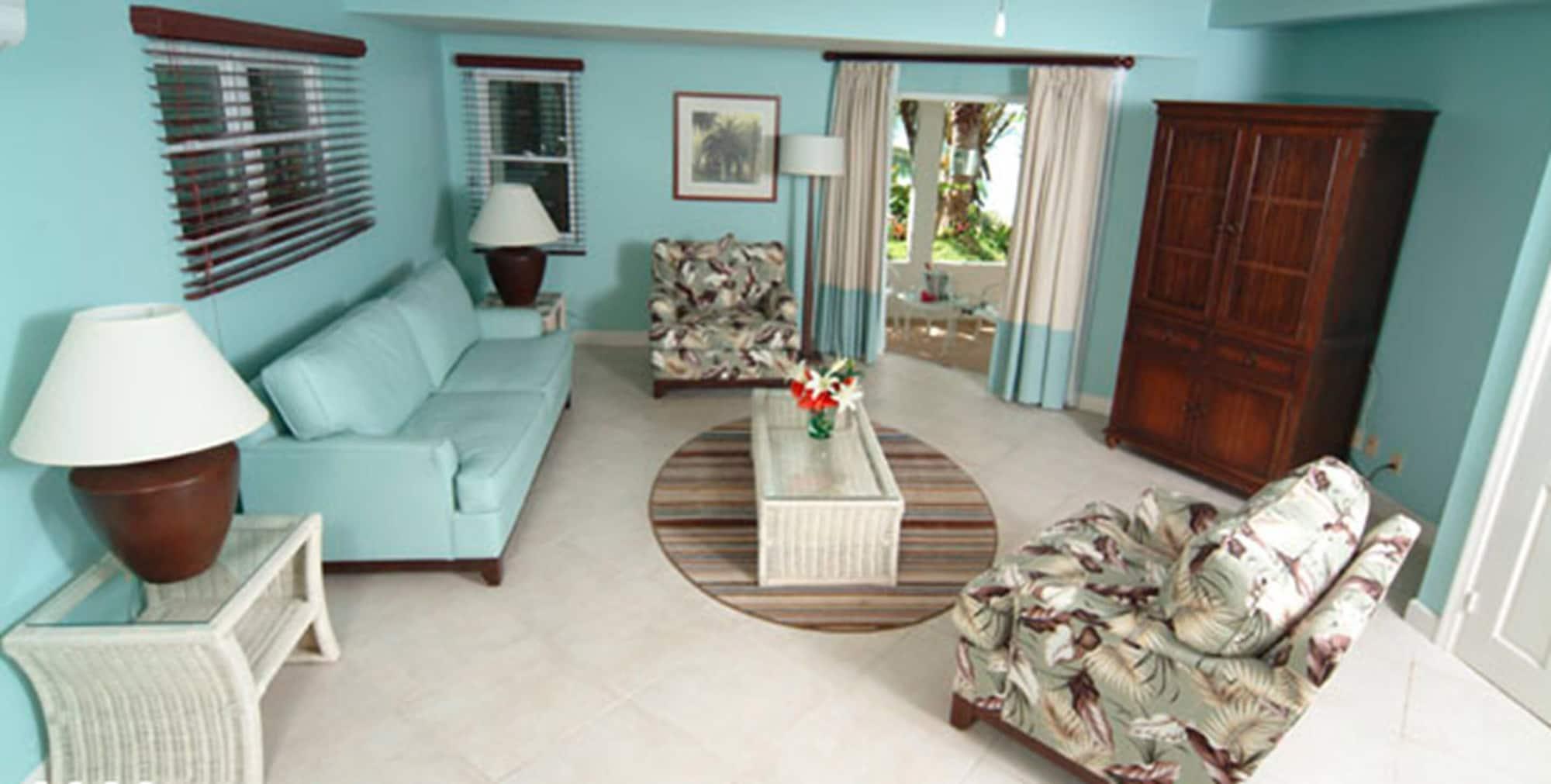 Trade Winds Hotel Dickenson Bay Екстер'єр фото